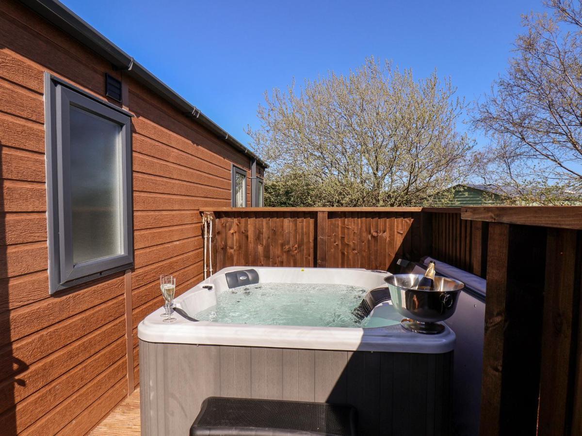 Marigold Lodge Saltburn-by-the-Sea Exterior photo